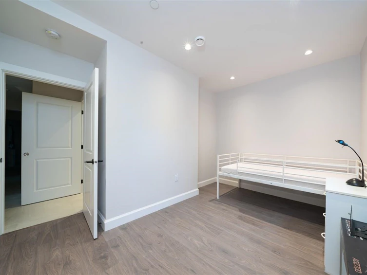 2753 W 10th Avenue, Vancouver, BC, V6K 2K1 - 37