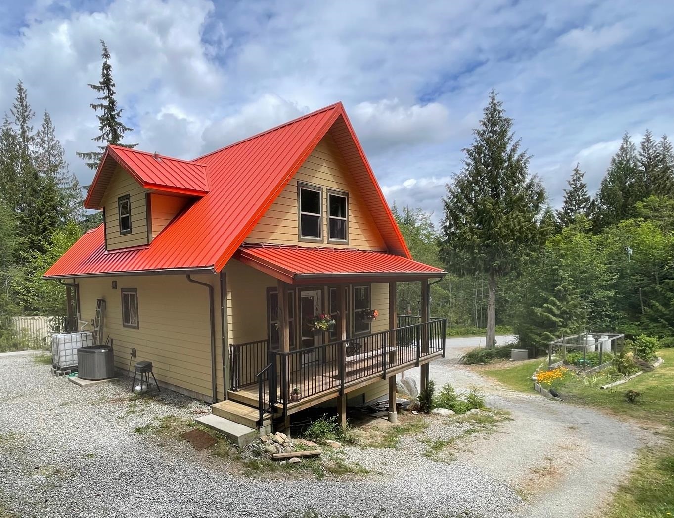 5823 Leaning Tree Road, Halfmoon Bay, BC, V7Z 1C2