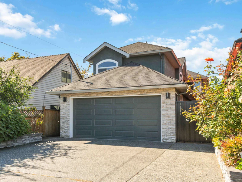 3235 Regina Avenue, Richmond BC V6X 2K6