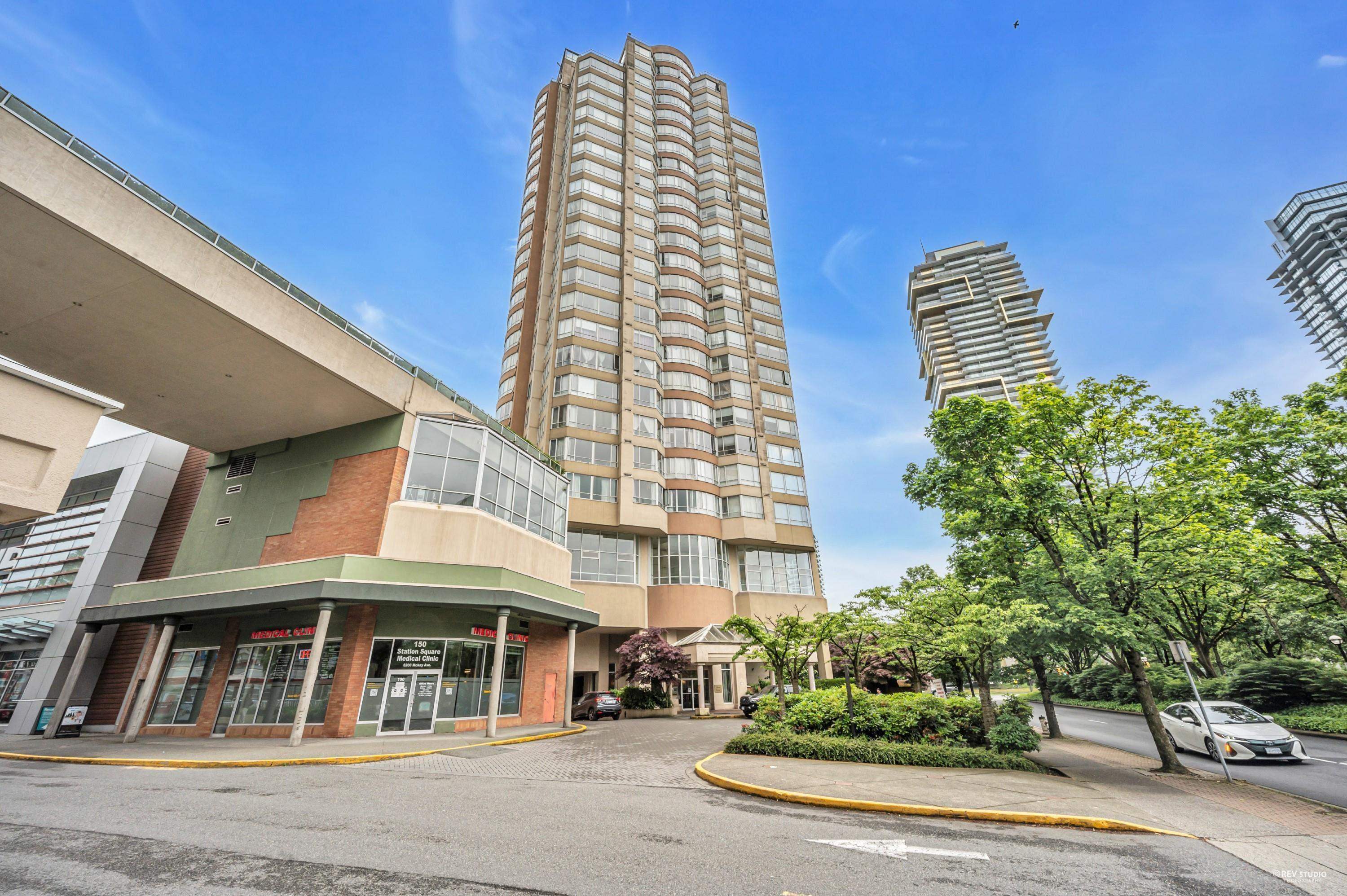 402-6240 Mckay Avenue, Burnaby, BC, V5H 4L8