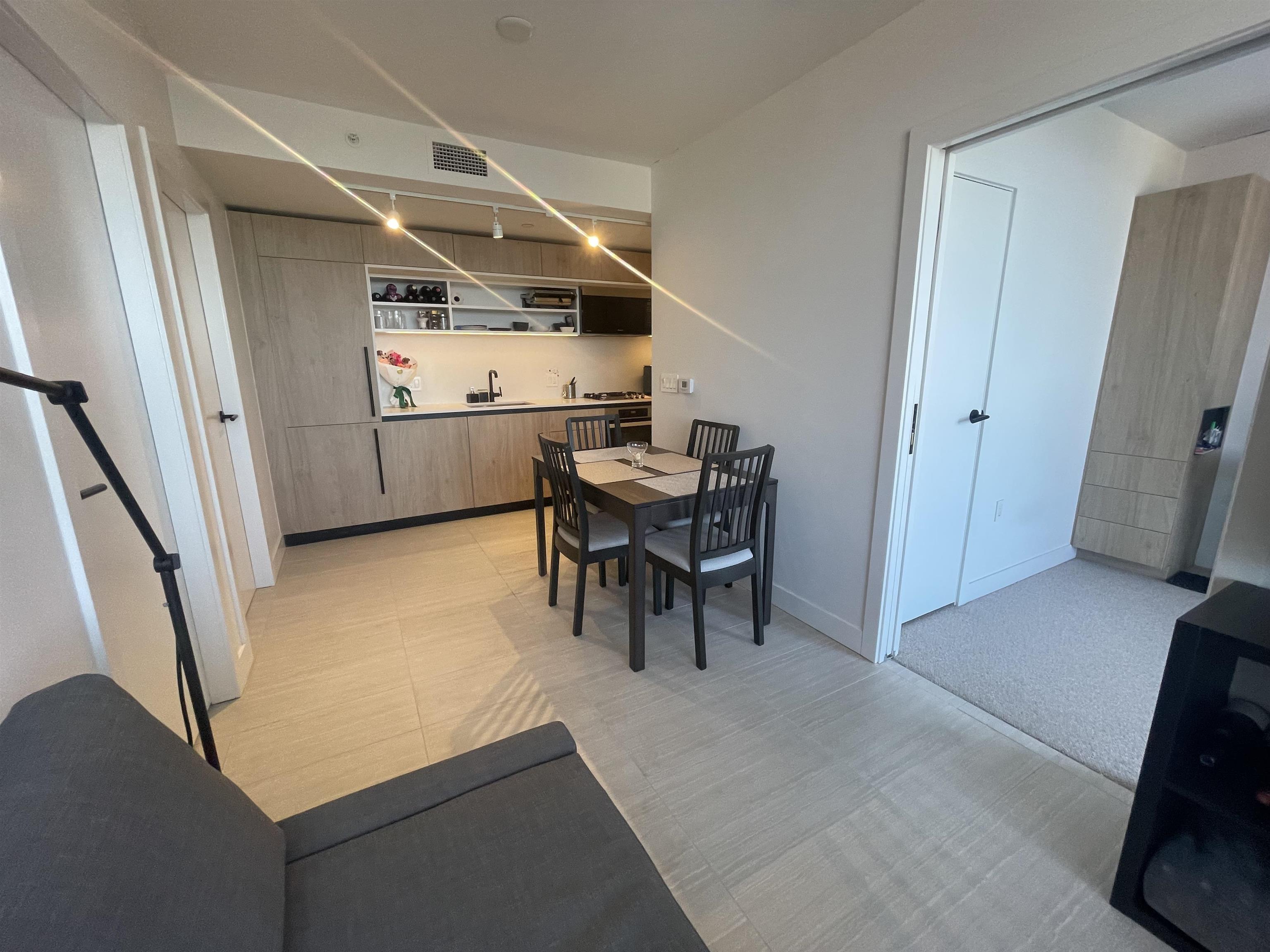 1809-5058 Joyce Street, Vancouver, BC, V5R 0J9 - 2