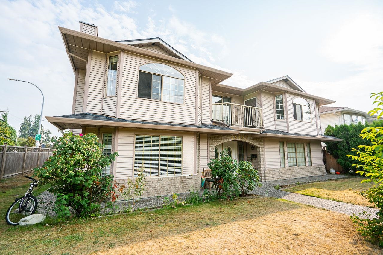 15596 84 Avenue, Surrey, BC, V3S 2N4