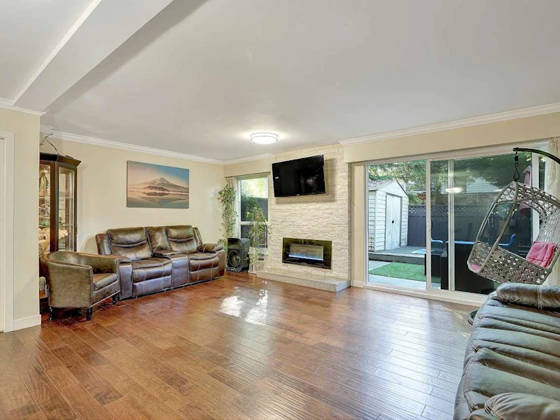 196 - 13891 74th Avenue, Surrey BC V3W 6G6
