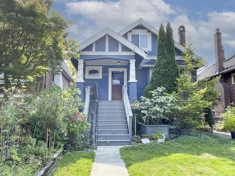 3350 W 8th Avenue, Vancouver BC V6R 1Y4