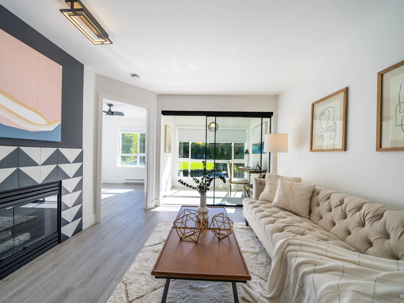 212 - 3333 W 4th Avenue, Vancouver BC V6R 4R9
