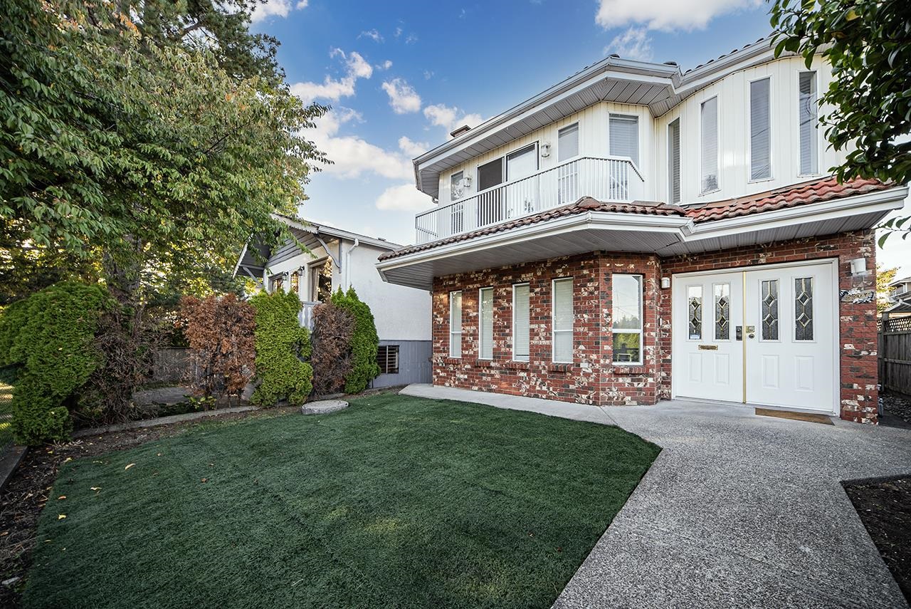 5567 Clinton Street, Burnaby, BC, V5J 2L9