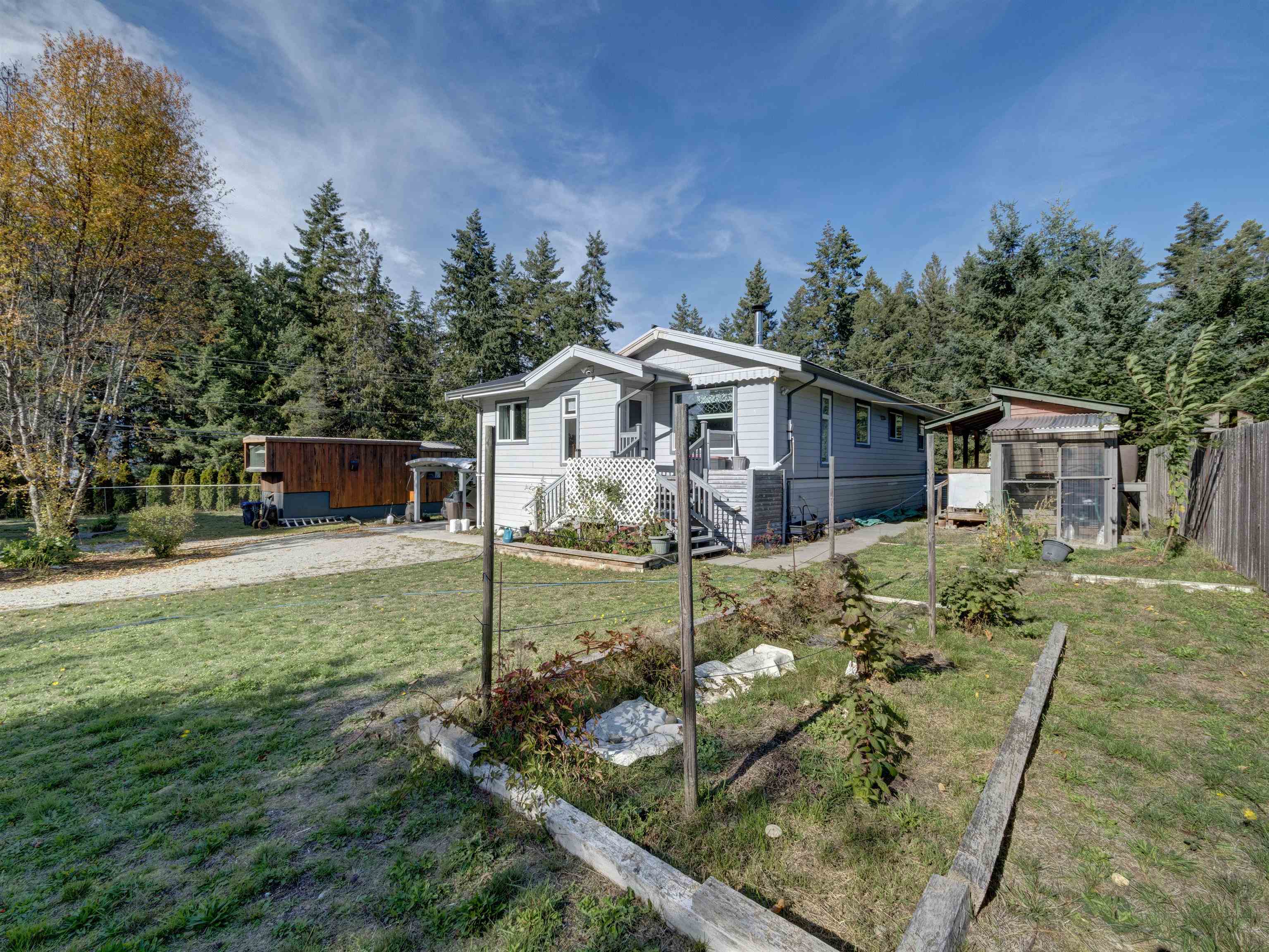 6088 Sechelt Inlet Road, Sechelt, BC, V7Z 0P5