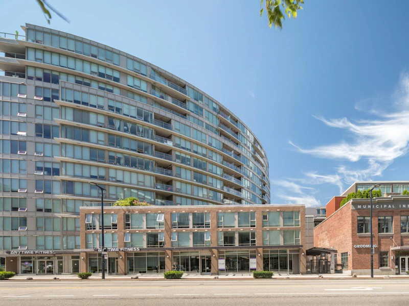 1108 - 445 W 2nd Avenue, Vancouver BC V5Y 0E8