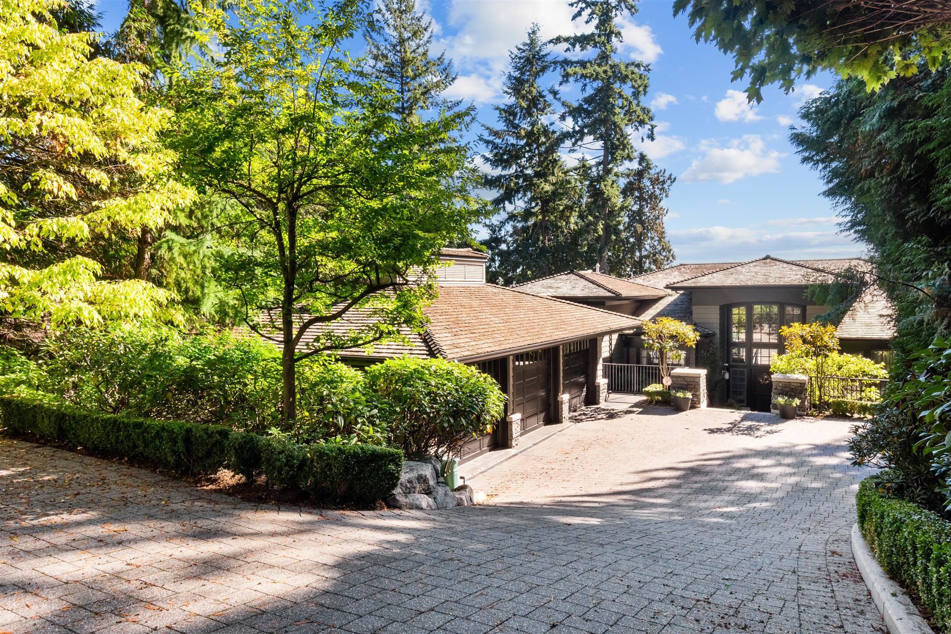 4668 Clovelly Walk, West Vancouver, BC, V7W 1H5