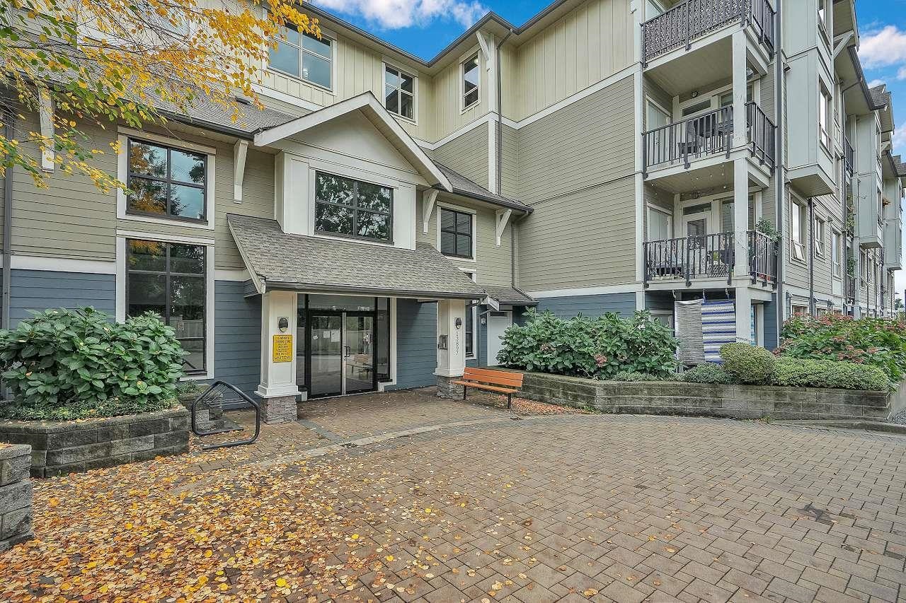 410-13897 Fraser Highway, Surrey, BC, V3T 0G8