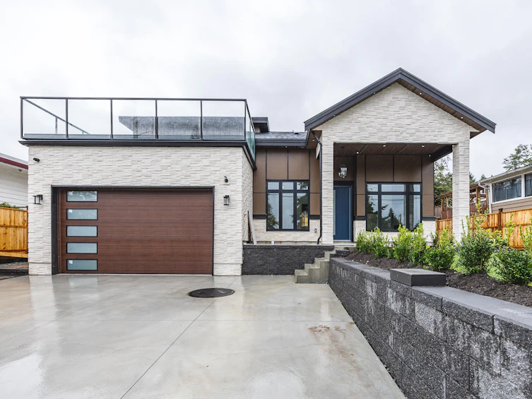 9310 115a Street, Delta, BC, V4C 5S1