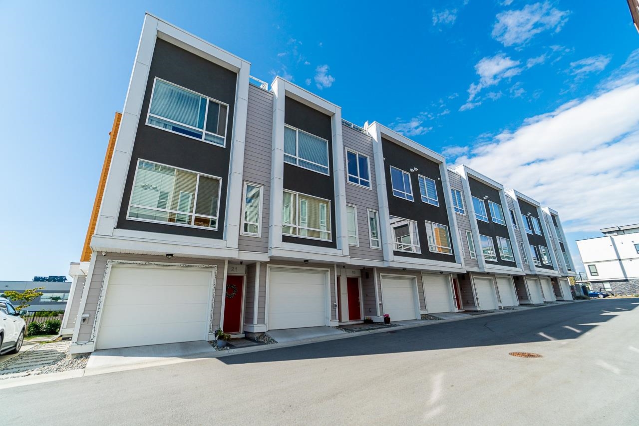19-19628 55a Avenue, Langley, BC, V3A 0M6