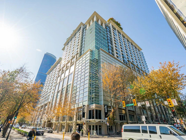 706-933 Hornby Street, Vancouver, BC, V6Z 3G4