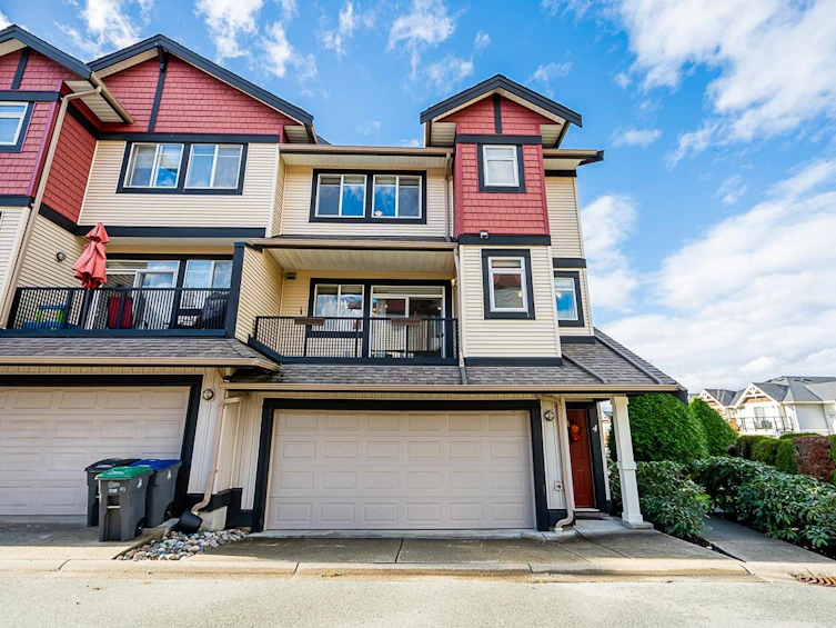 4-7168 179 Street, Surrey, BC, V3S 8C5