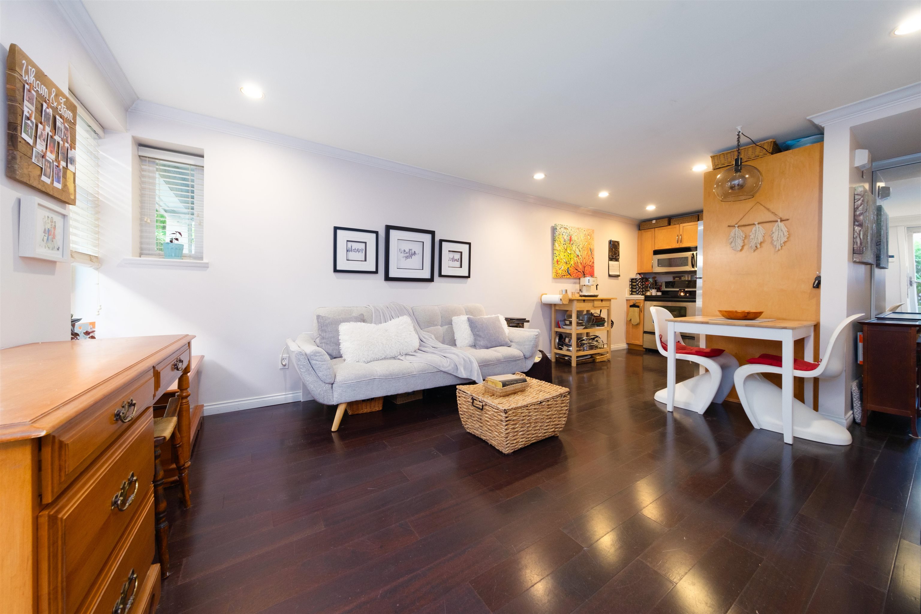 995 W 20th Avenue, Vancouver, BC, V5Z 1Y4