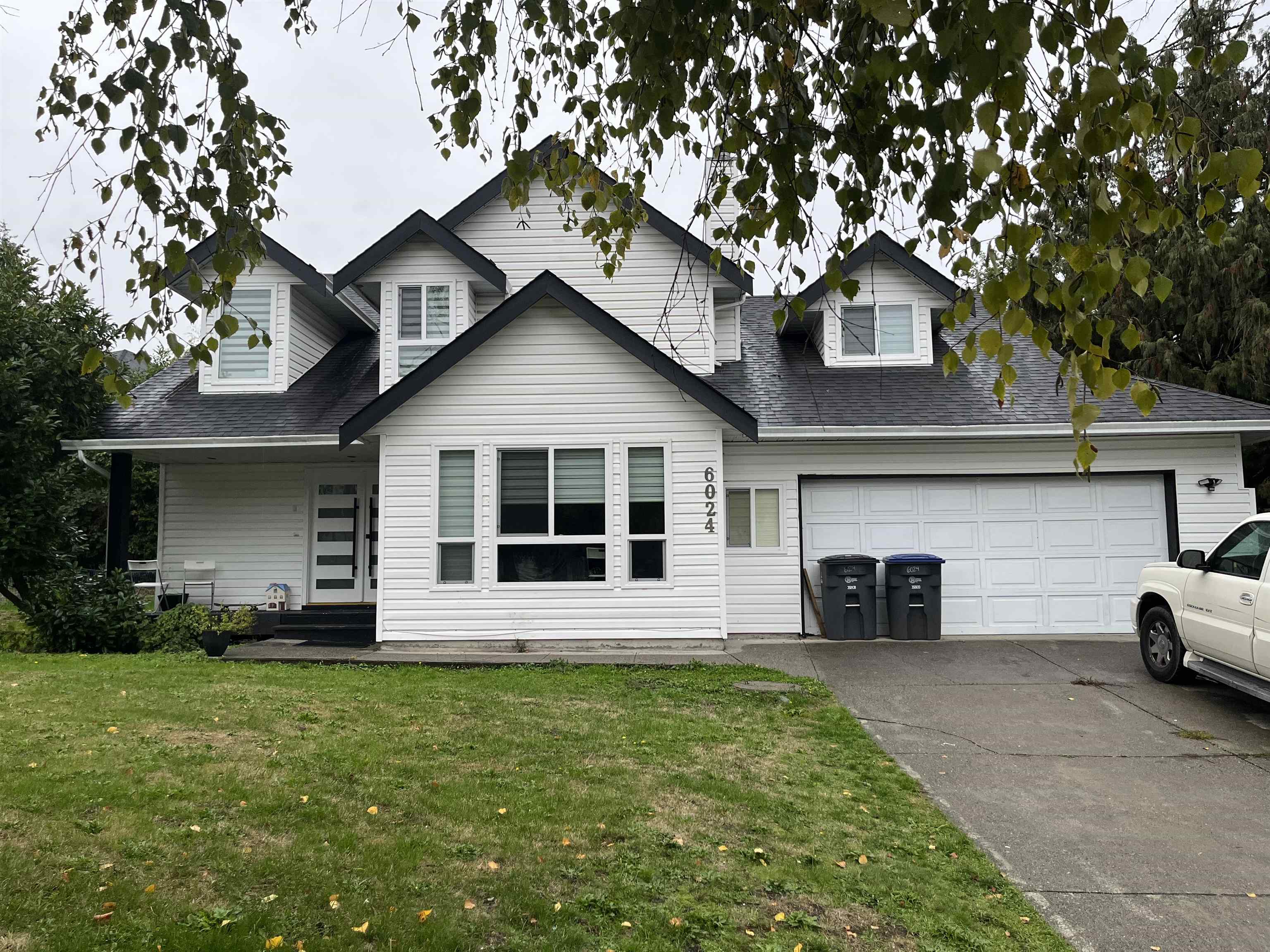 6024 180a Street, Surrey, BC, V3S 6W6