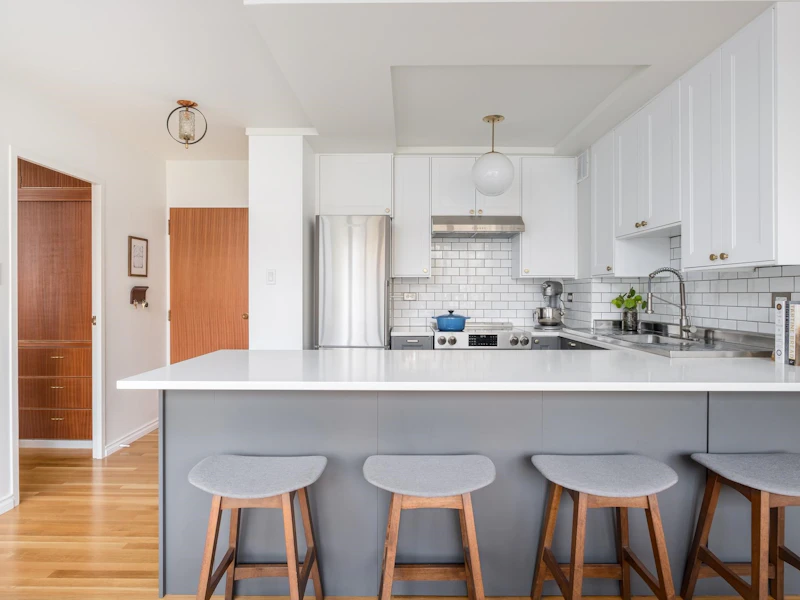 321 - 1445 Marpole Avenue, Vancouver BC V6H 1S5