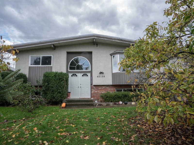 45154 Balmoral Avenue, Chilliwack BC V2R 2L7
