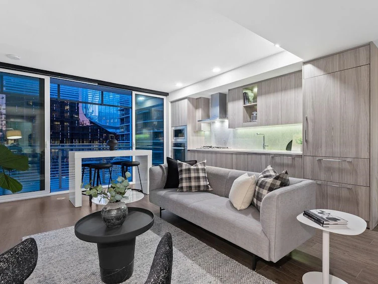 806-89 Nelson Street, Vancouver, BC, V6Z 0E7