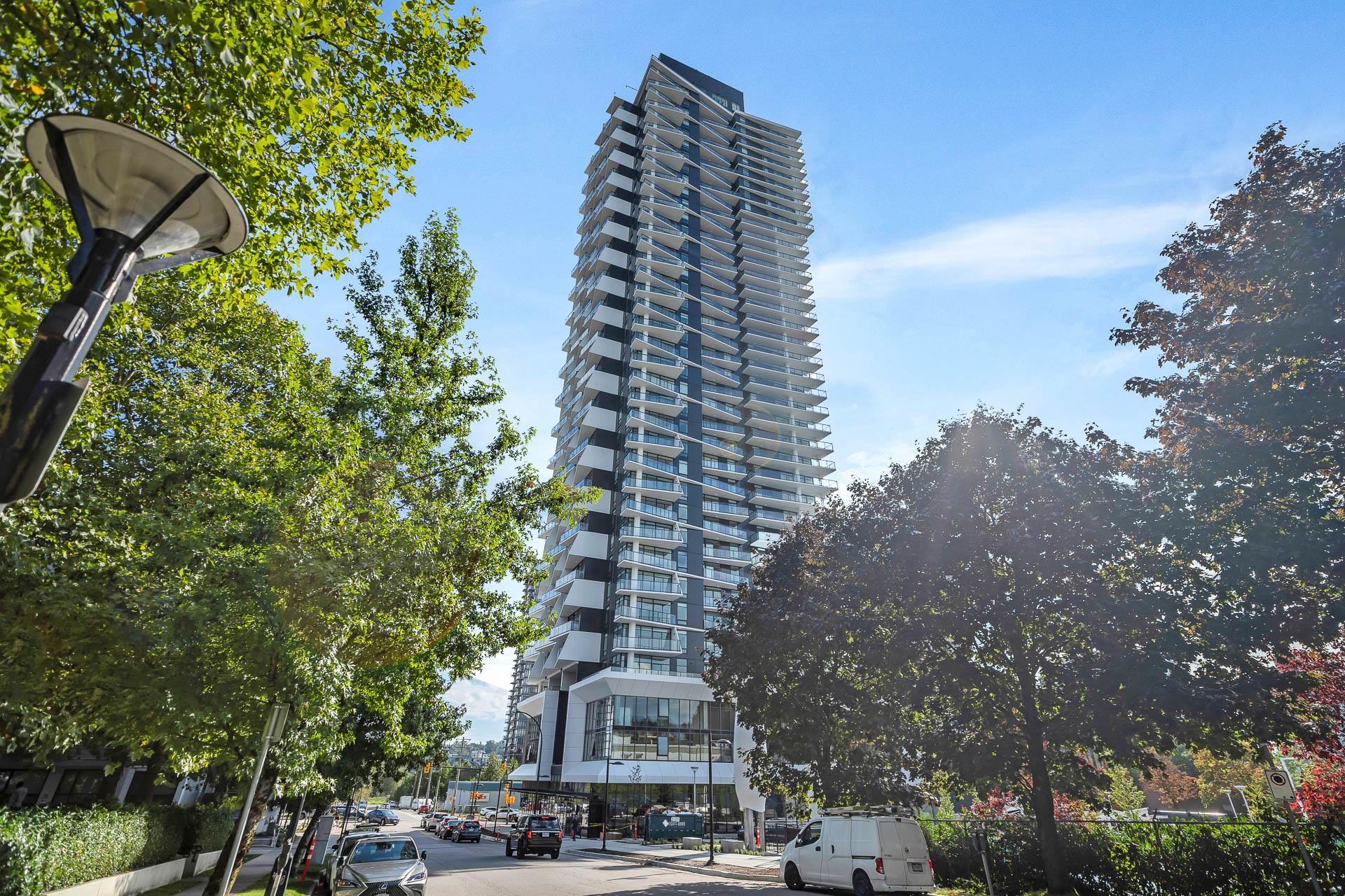 1702-2181 Madison Avenue, Burnaby, BC, V5C 0N4