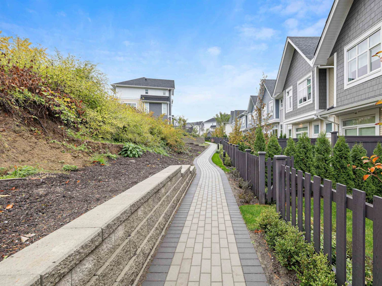 1069-11280 Pazarena Place, Maple Ridge, BC, V2X 9H8 - 6