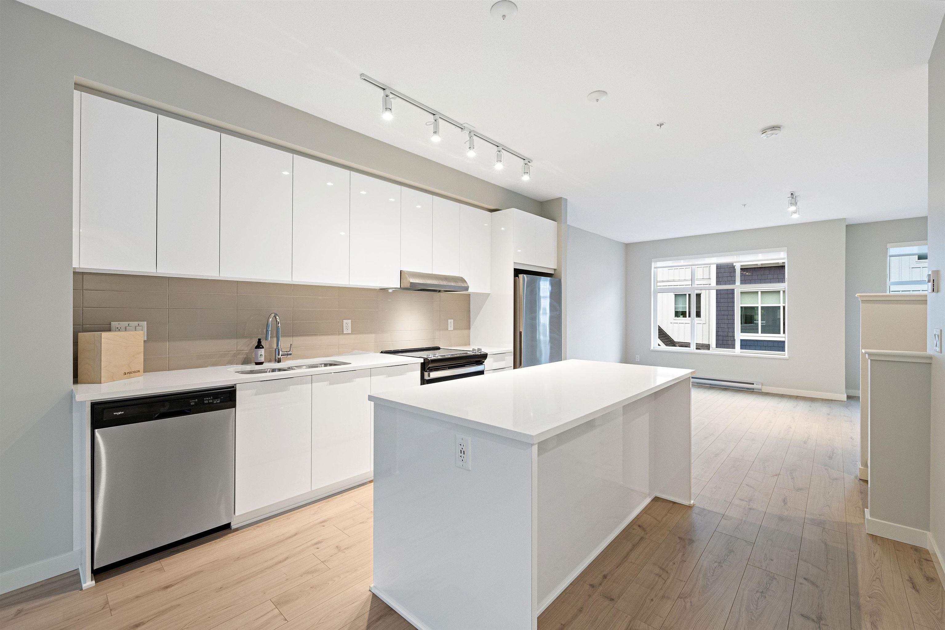 1069-11280 Pazarena Place, Maple Ridge, BC, V2X 9H8 - 11