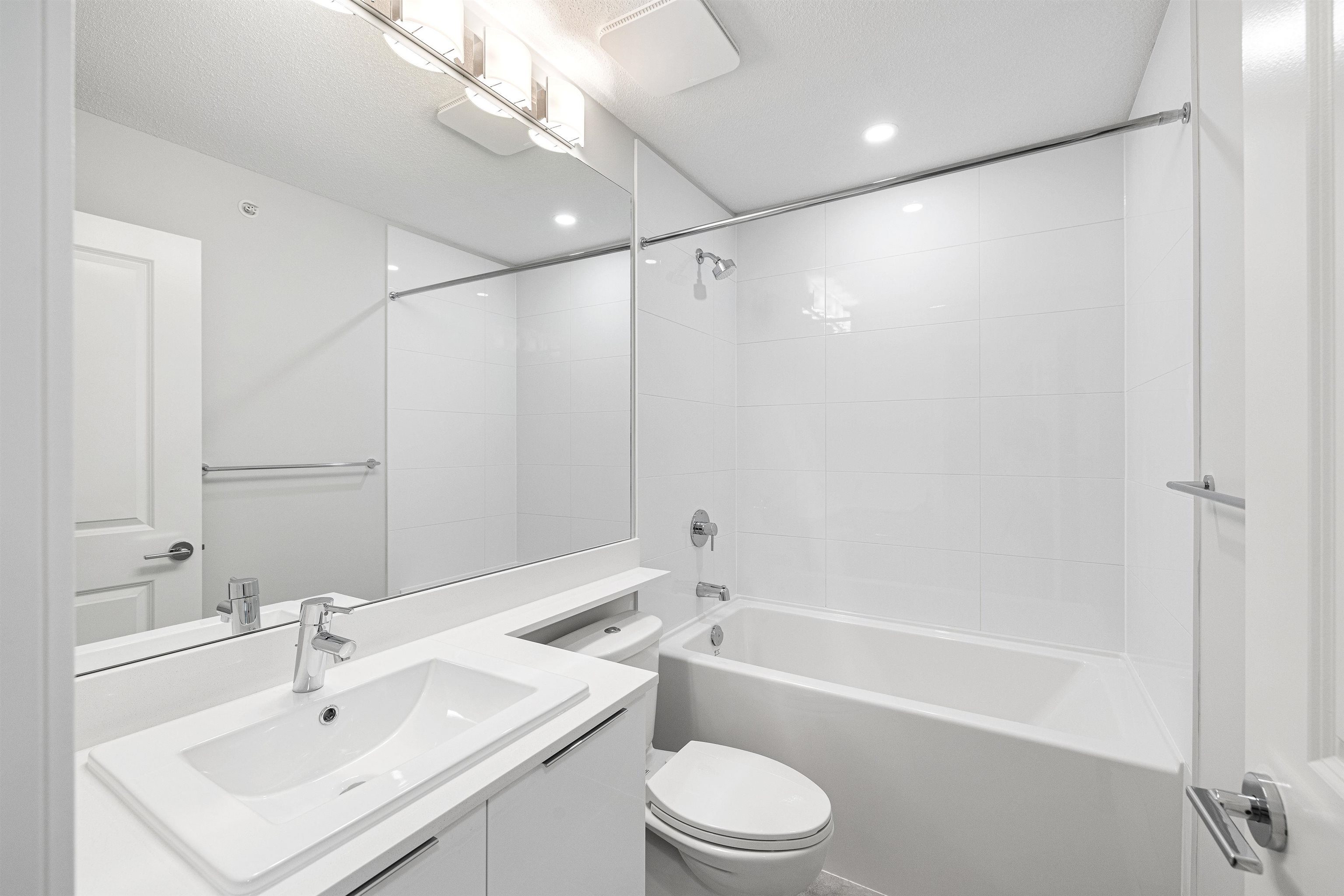 1069-11280 Pazarena Place, Maple Ridge, BC, V2X 9H8 - 30