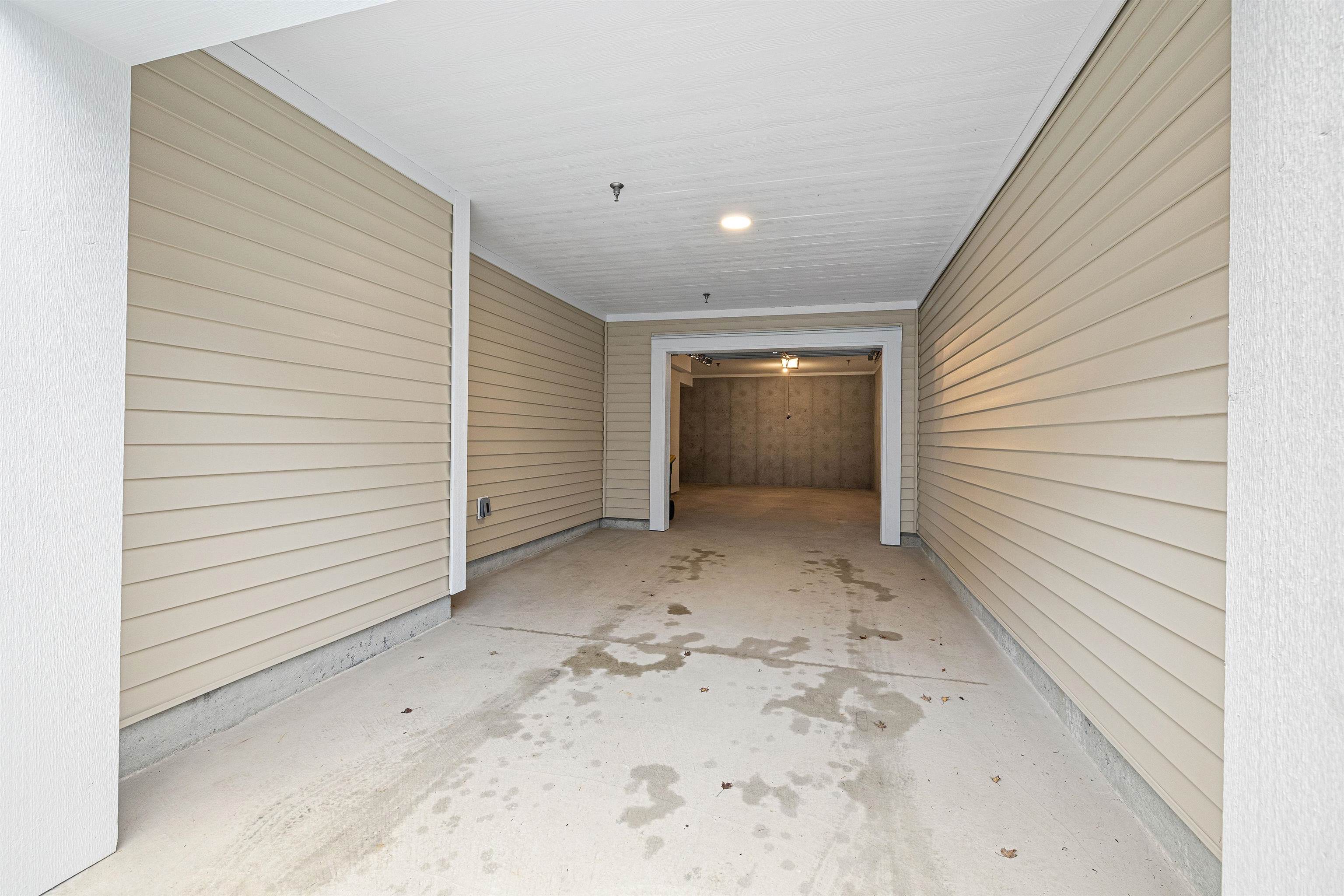 1069-11280 Pazarena Place, Maple Ridge, BC, V2X 9H8 - 33