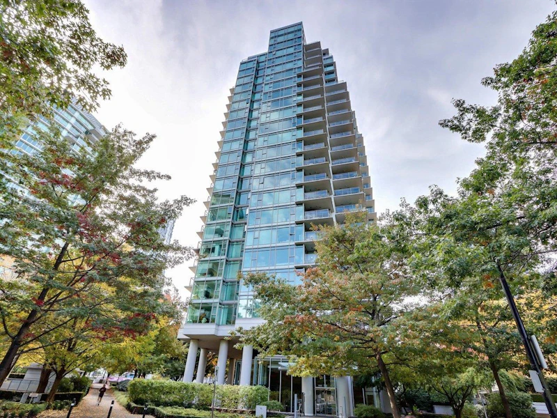 203 - 1680 Bayshore Drive, Vancouver BC V6G 3H6