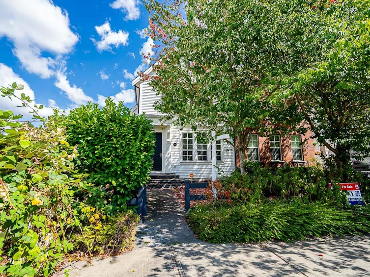 7340 192 Street, Surrey, BC, V4N 5Y4