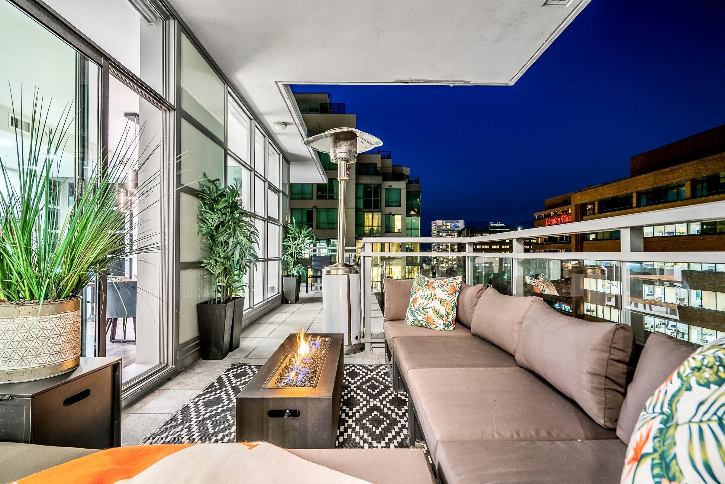 1401-1205 Howe Street, Vancouver, BC, V6Z 0B2