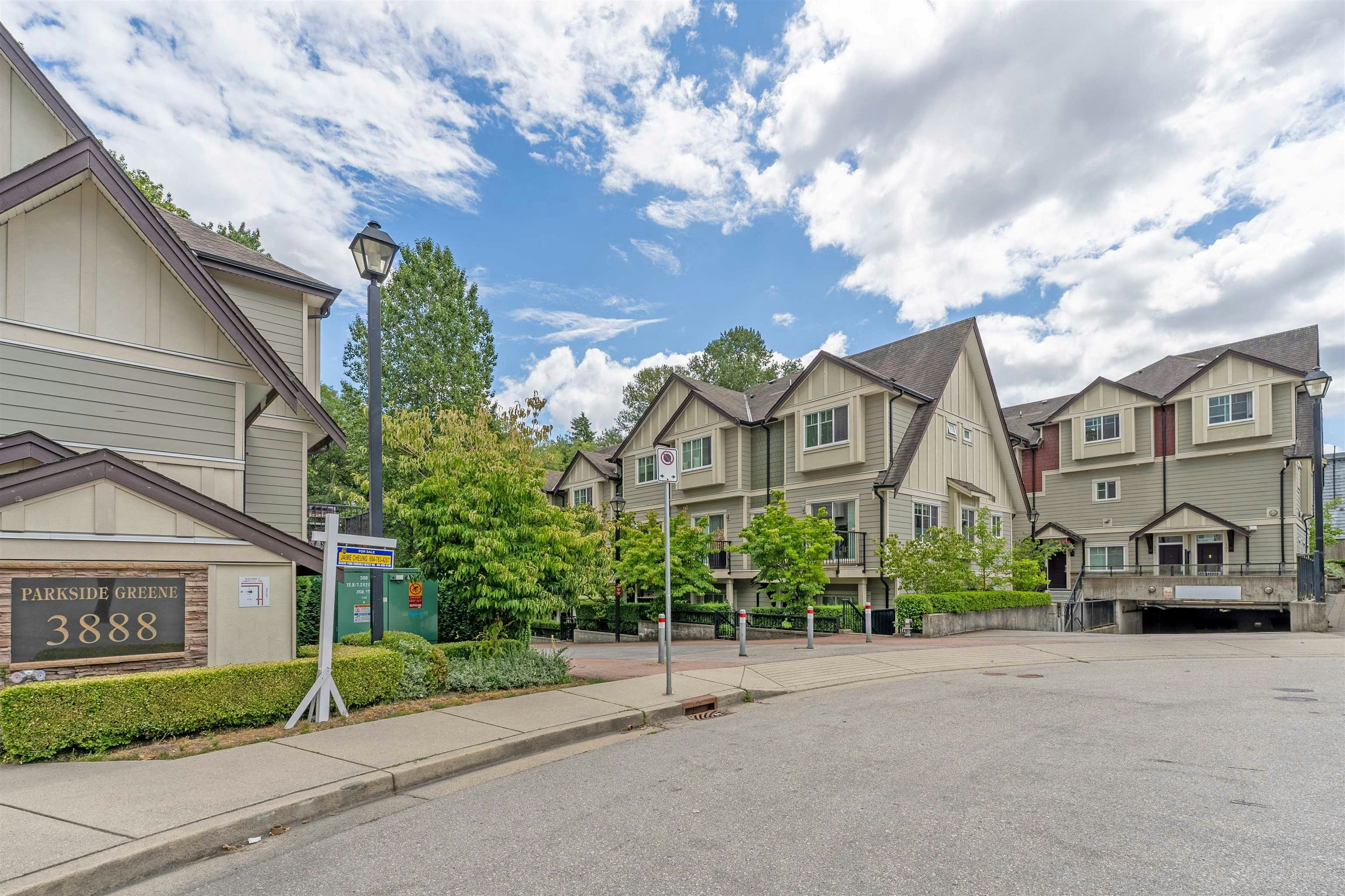 208-3888 Norfolk Street, Burnaby, BC, V5G 1E5