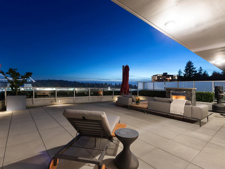 702-788 Arthur Erickson Place, West Vancouver, BC, V7T 0B6