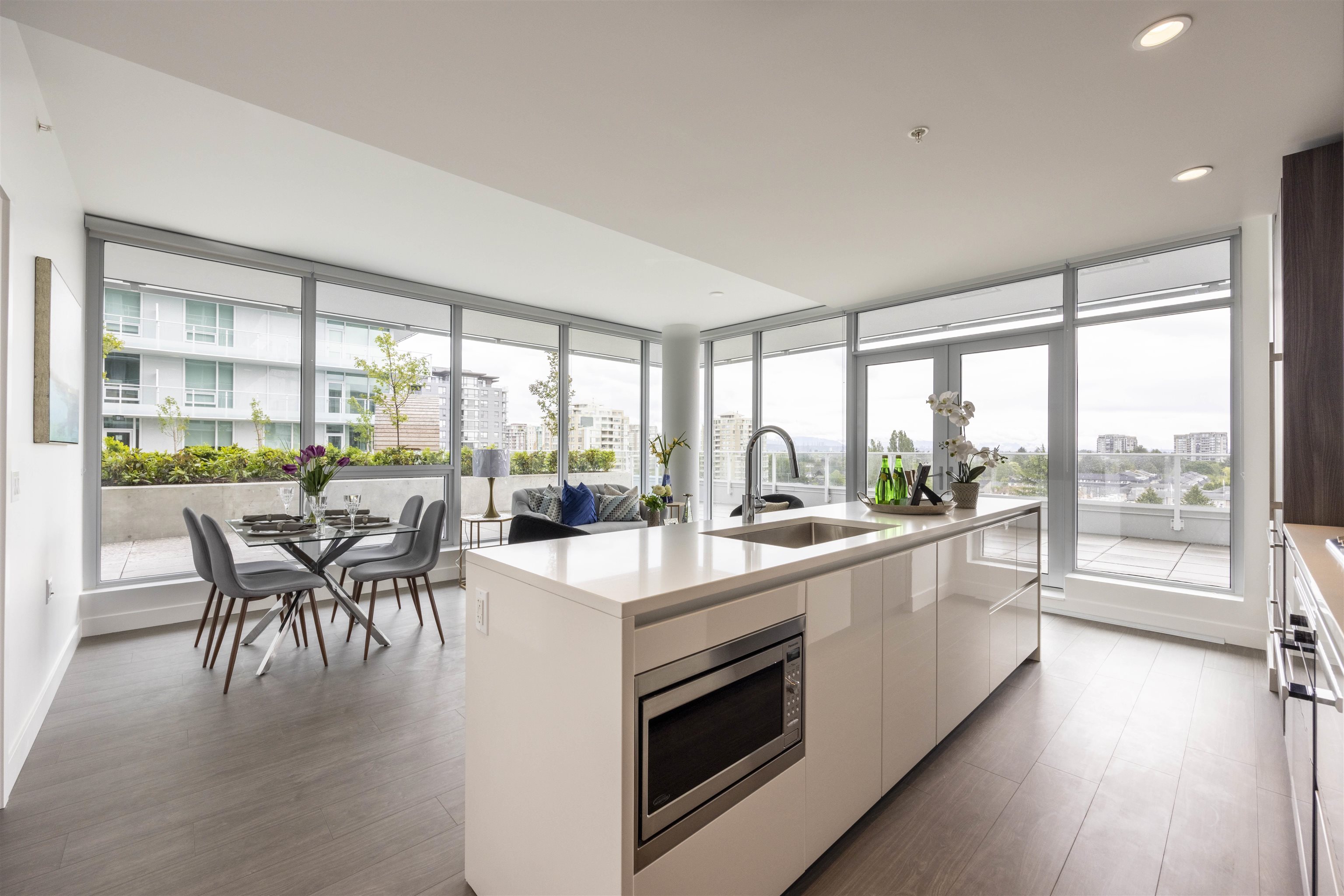 912-8133 Cook Road, Richmond, BC, V6Y 0L7 - 3