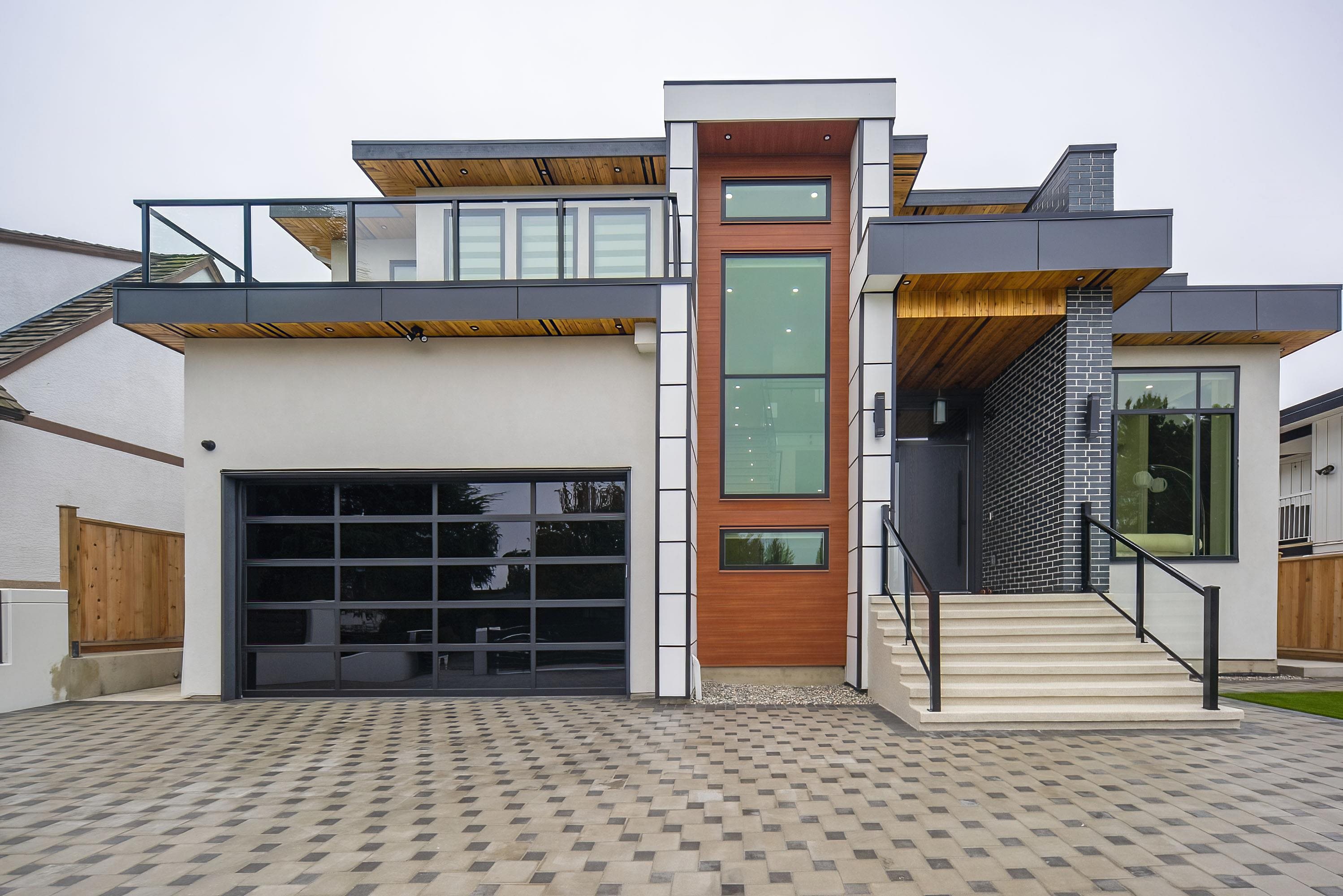 1610 Giles Place, Burnaby, BC, V5A 3K6