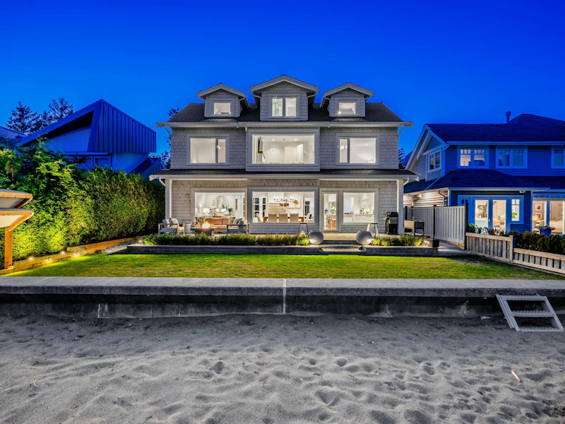1398 Beach Grove Road, Delta BC V4L 1N6