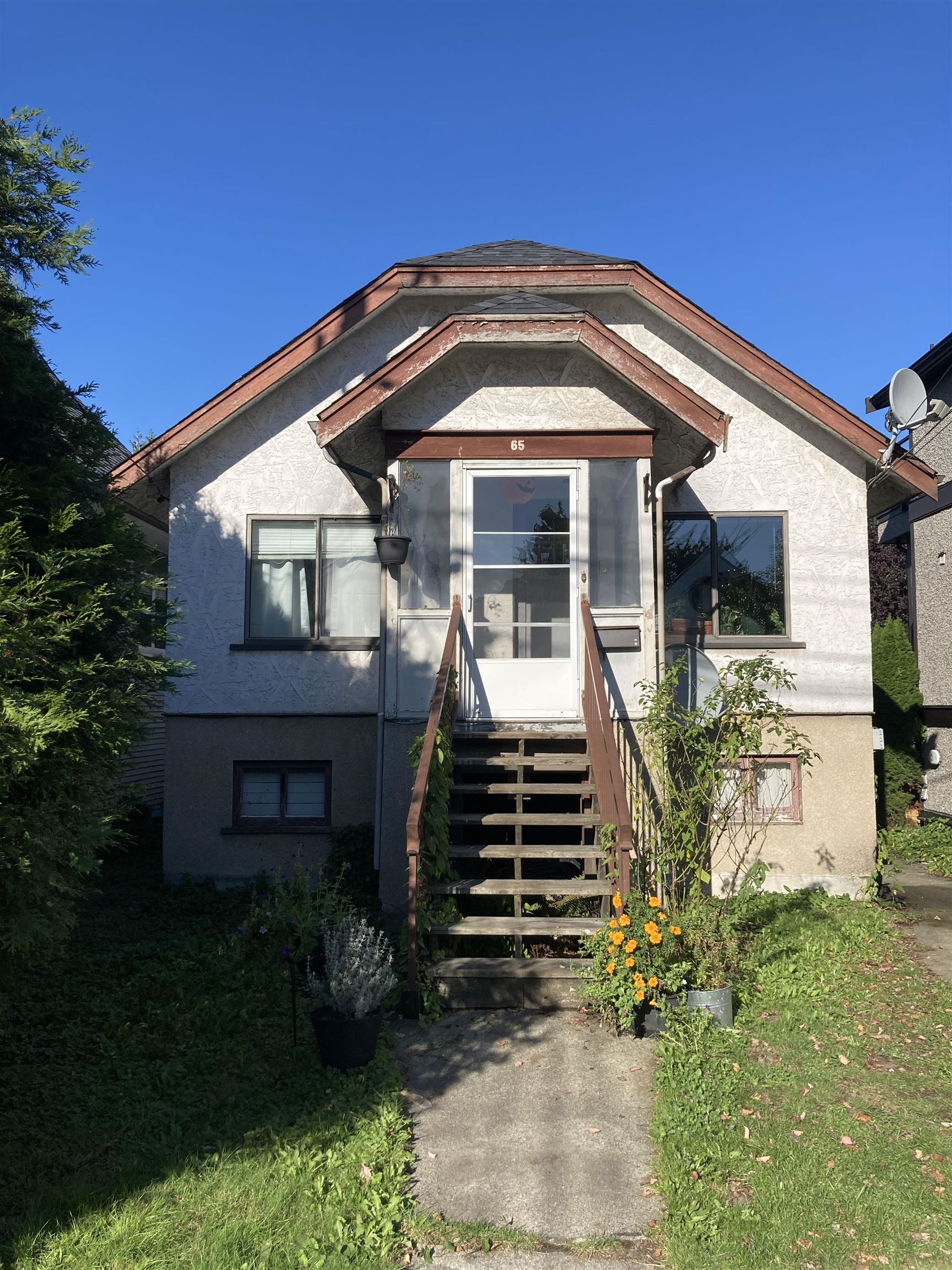 65 E King Edward Avenue, Vancouver, BC, V5V 2B8