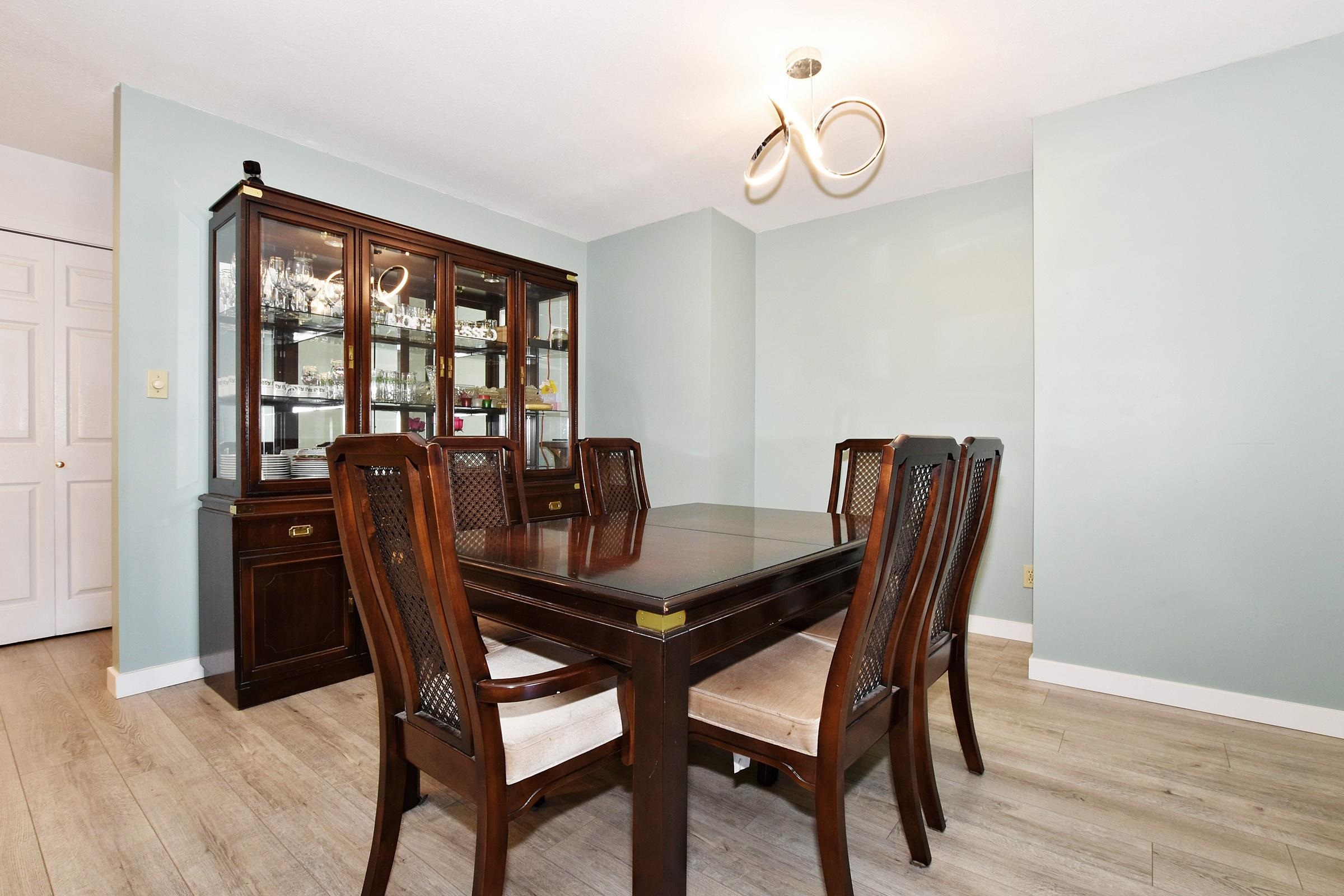 5-33020 Maclure, Abbotsford, BC, V2S 7J6 - 5