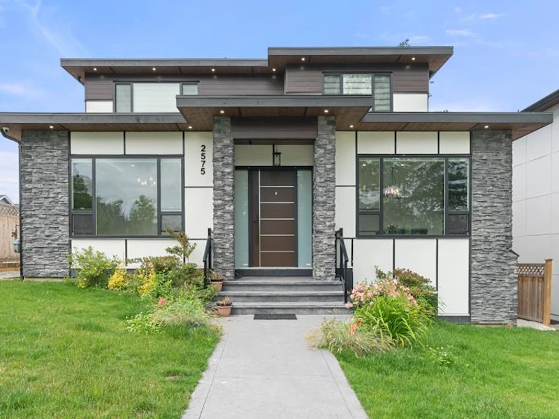 2575 166th Street, Surrey BC