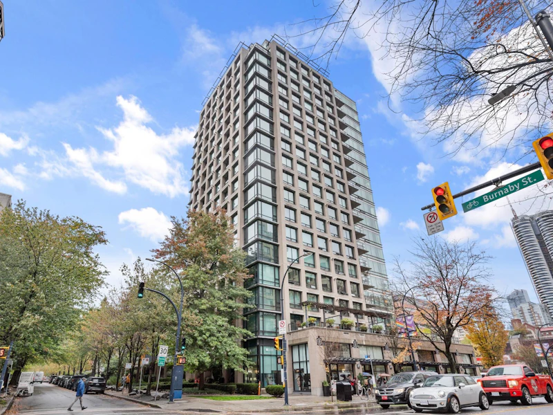 601 - 1003 Burnaby Street, Vancouver BC V6E 4R7