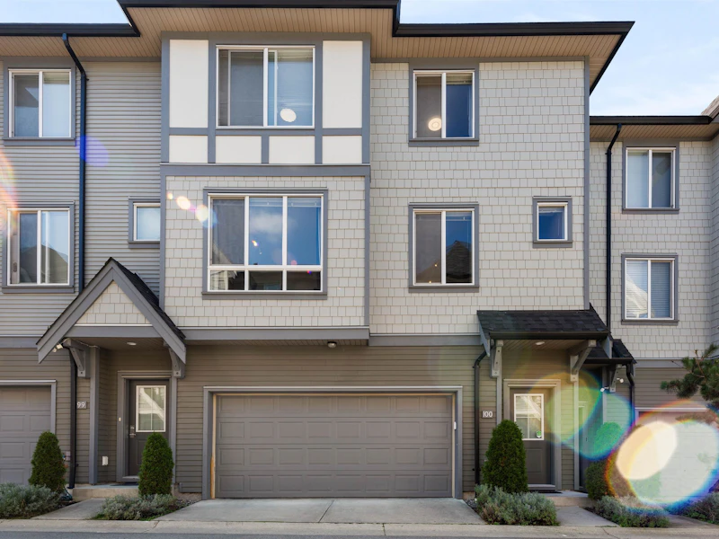 100 - 8138 204th Street, Langley BC