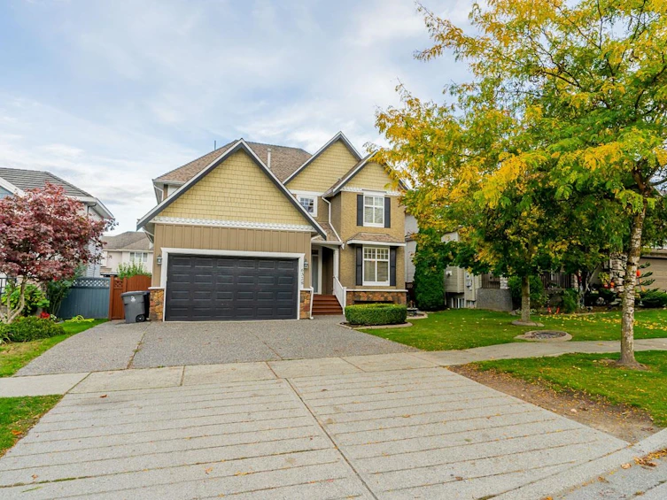 6328 166 Street, Surrey, BC, V3S 0W4