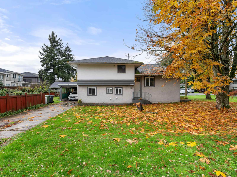 8420 Browngate Road, Richmond BC V6X 1G8