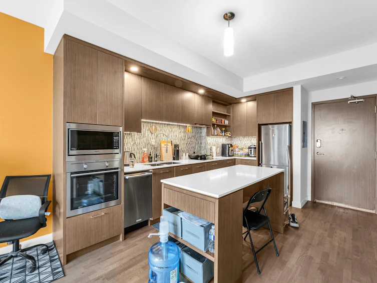 2702-13495 Central Avenue, Surrey, BC, V3T 0K2 - 2
