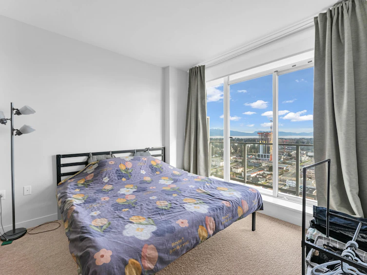 2702-13495 Central Avenue, Surrey, BC, V3T 0K2 - 11