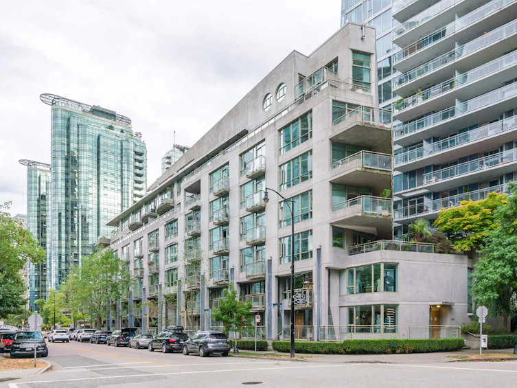 1486 W Hastings Street, Vancouver, BC, V6G 3J6