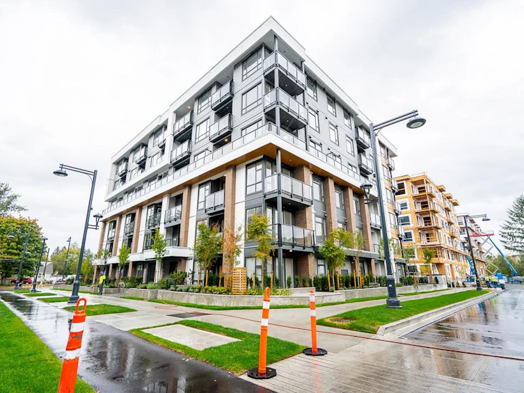405-10778 138 Street, Surrey, BC, V3T 5T2