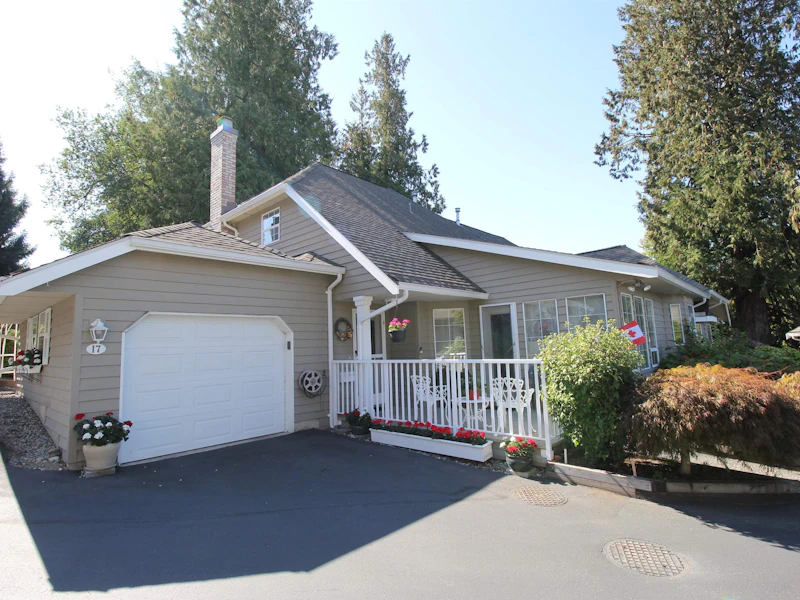 17 - 21848 50th Avenue, Langley BC V3A 8A9
