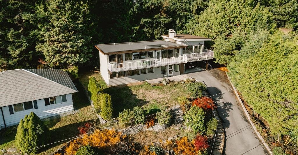 565 St. Giles Road, West Vancouver, BC, V7S 1L7