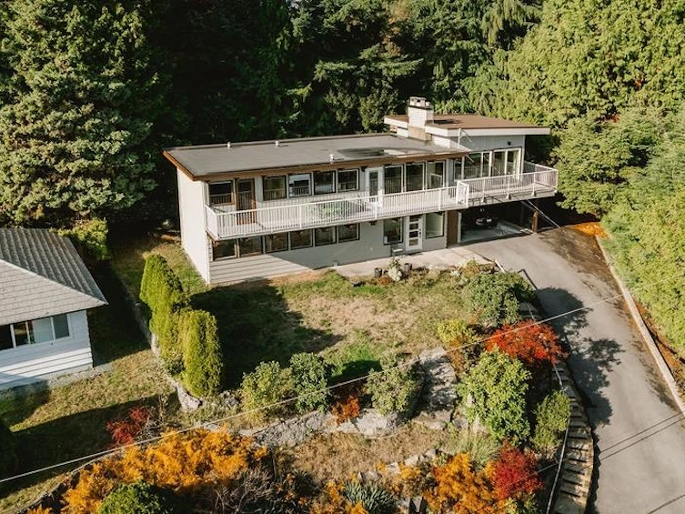565 St. Giles Road, West Vancouver, BC, V7S 1L7